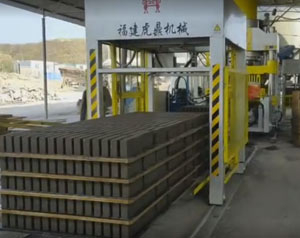 礦渣靜壓磚機(jī)-1000噸標(biāo)磚建筑垃圾靜壓磚機(jī)